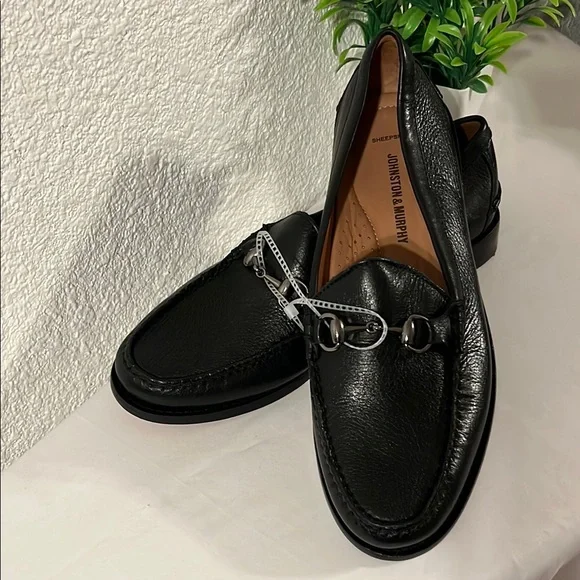 Johnston & Murphy | Shoes | Johnston Murphy Black Loafers  display picture 1